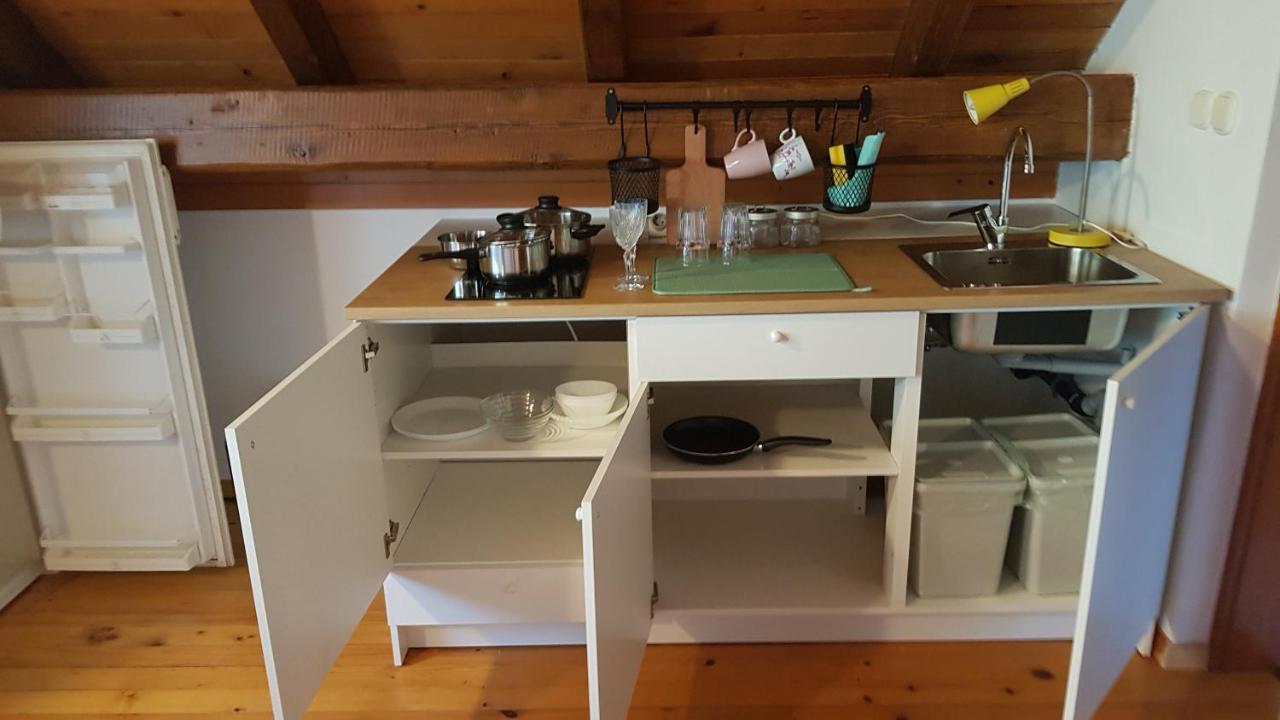 Pr'Simi Bed and Breakfast Golnik Exteriör bild